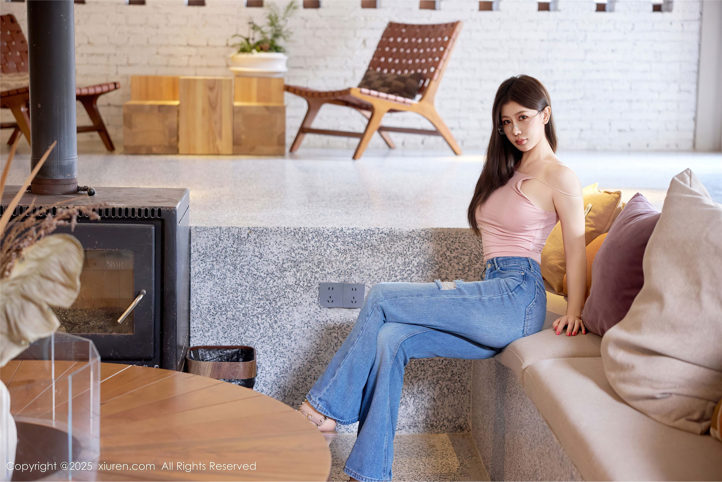 Xiuren秀人网 2025.11.13 NO.10983 尹甜甜sunny